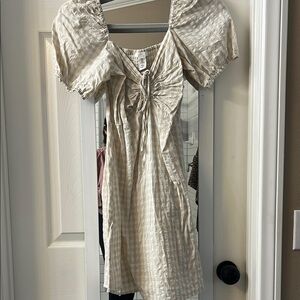 Beige Puff Sleeve Dress